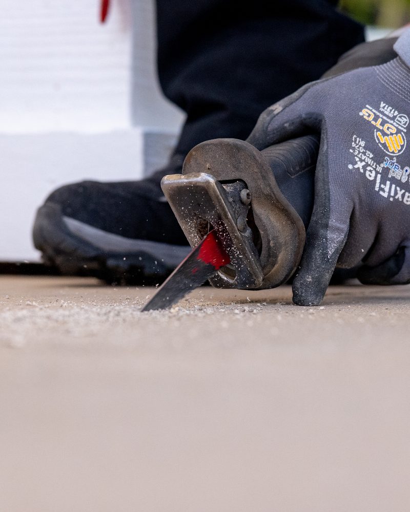 Pool deck expansion joint during replacement